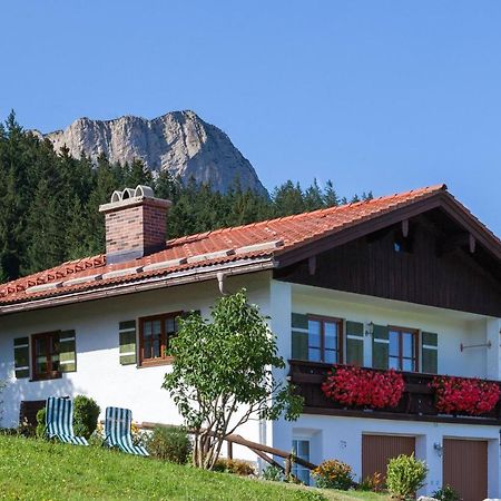 Ferienhaus Lehen เบิร์ชเทสกาเดน ภายนอก รูปภาพ