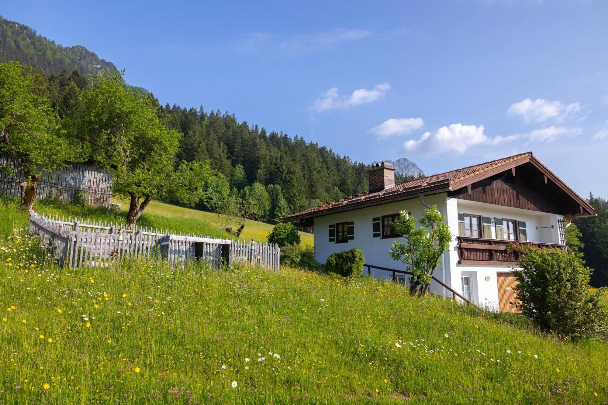 Ferienhaus Lehen เบิร์ชเทสกาเดน ภายนอก รูปภาพ